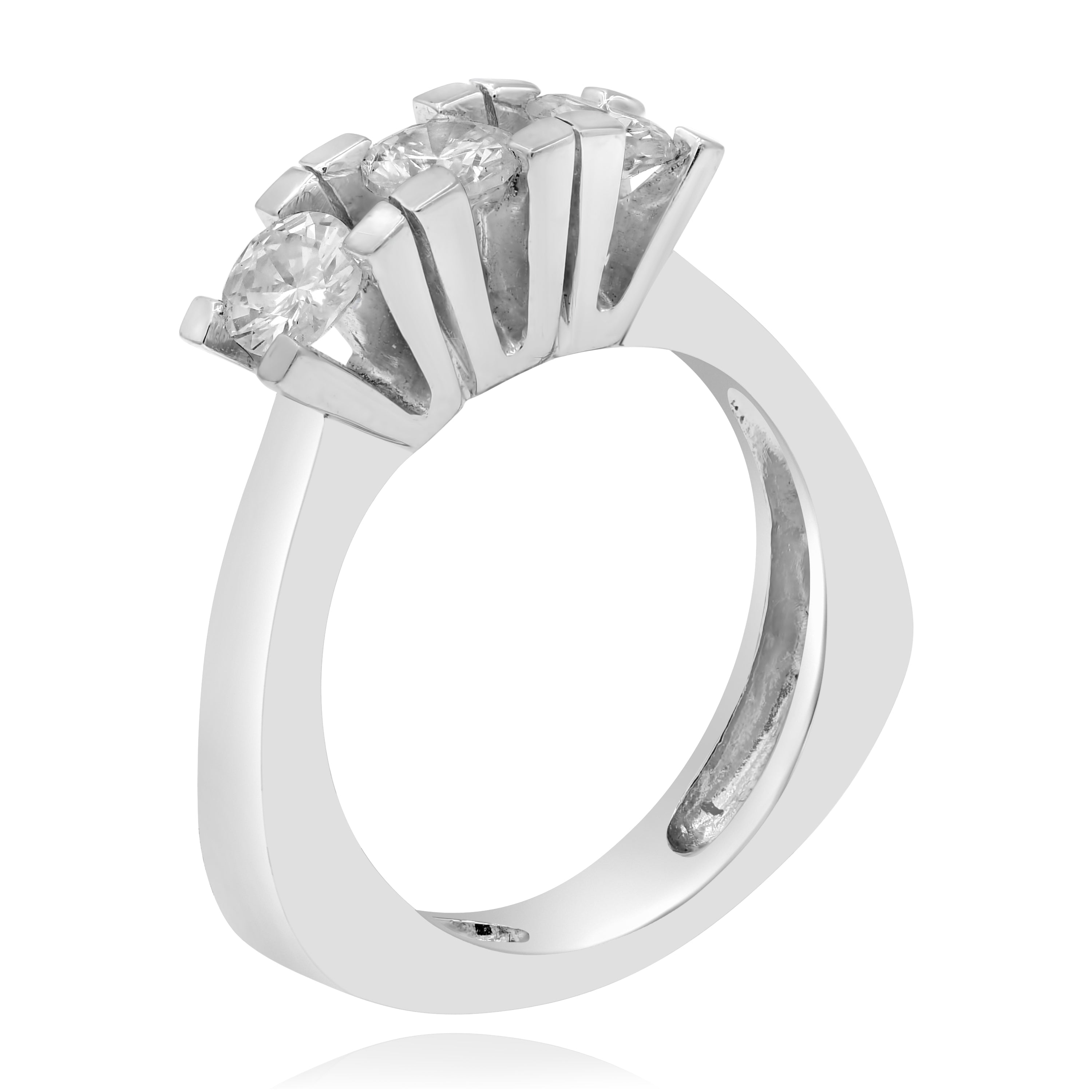 1 ct. Diamond 14K White Gold Triangular Band