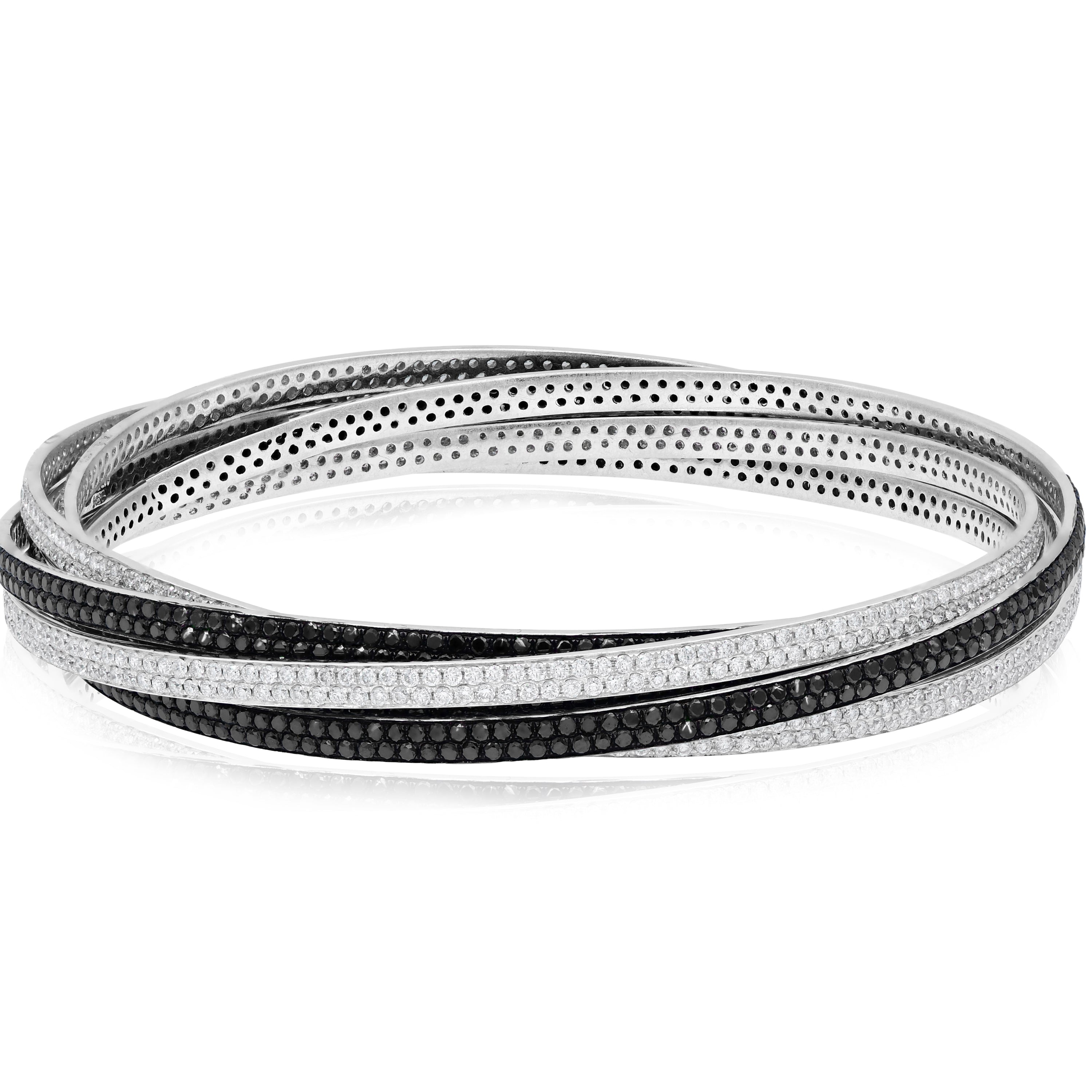 17.8 ct. Black & White Diamond 18K White Gold Bracelet