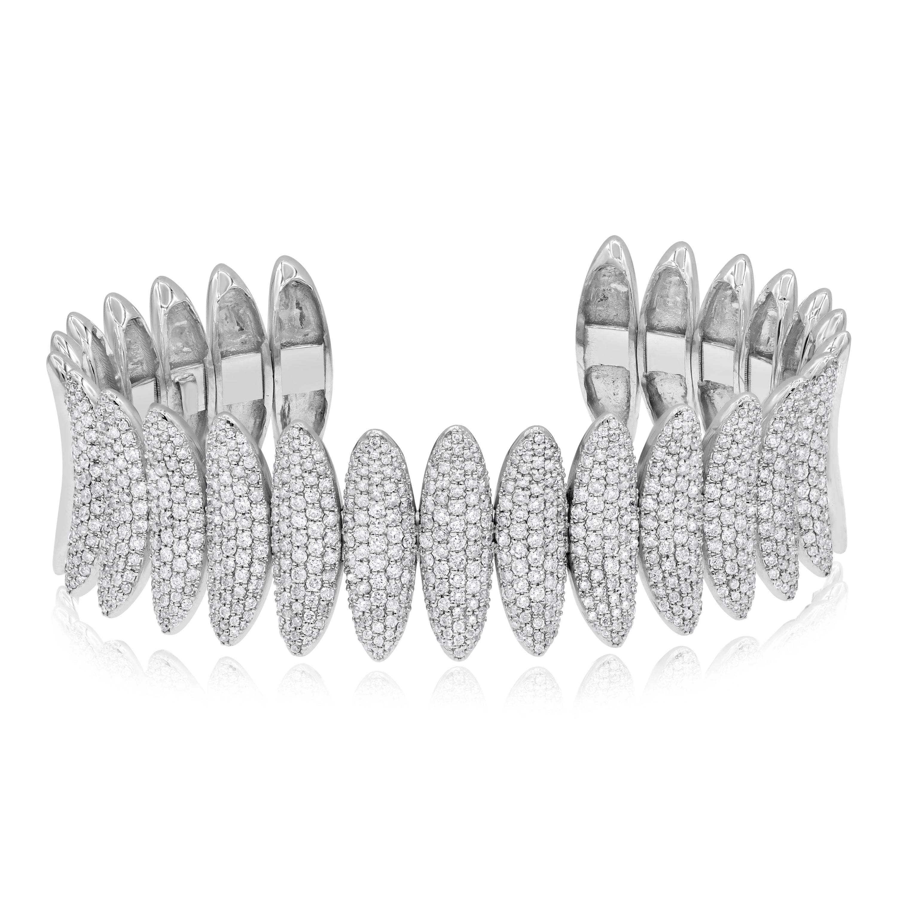 6.57 ct. Diamond 18K White Gold Eclisse Endless Open Cuff Bracelet